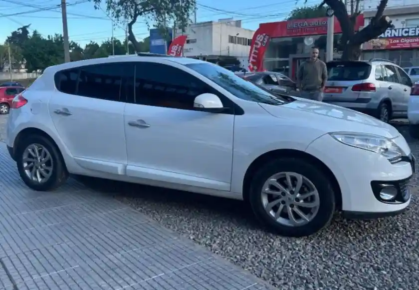 Renault Megane  2013 - foto 3