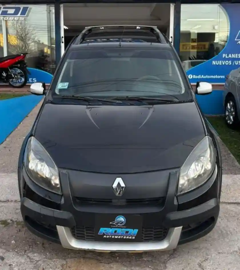 Renault Sandero  2012 - foto 2