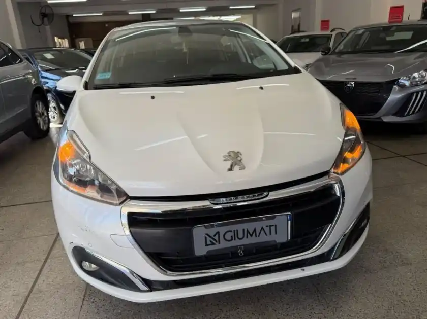 Peugeot 208  2017 - foto 2