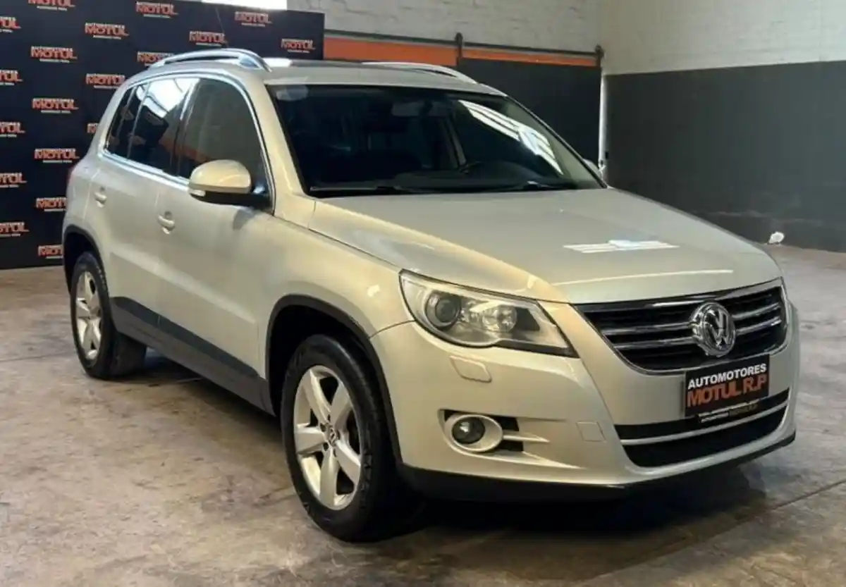 Volkswagen Tiguan  2010 - foto 3