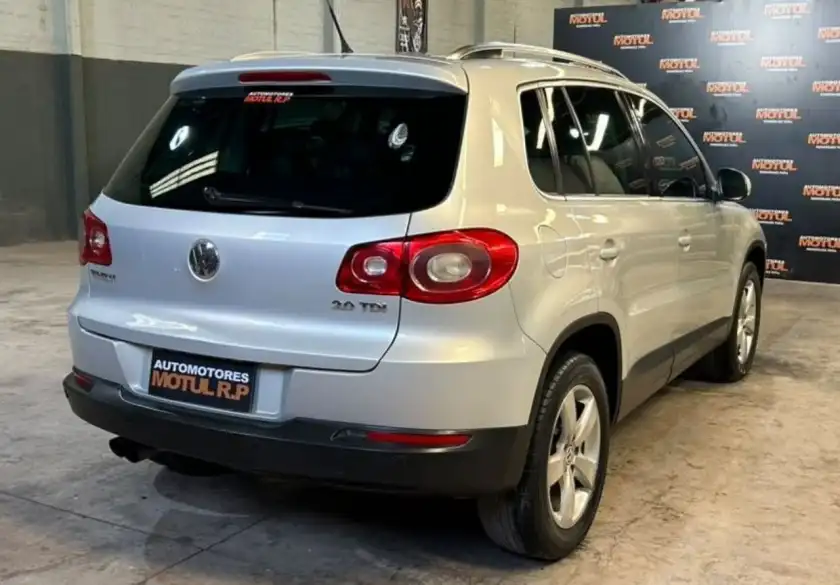 Volkswagen Tiguan  2010 - foto 5