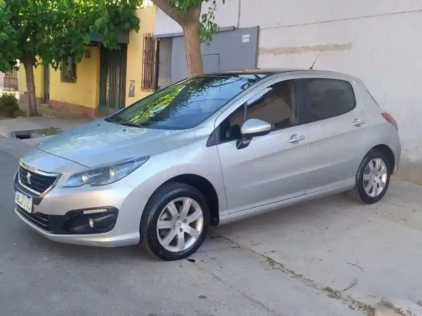 Peugeot 308  2017 - foto 1