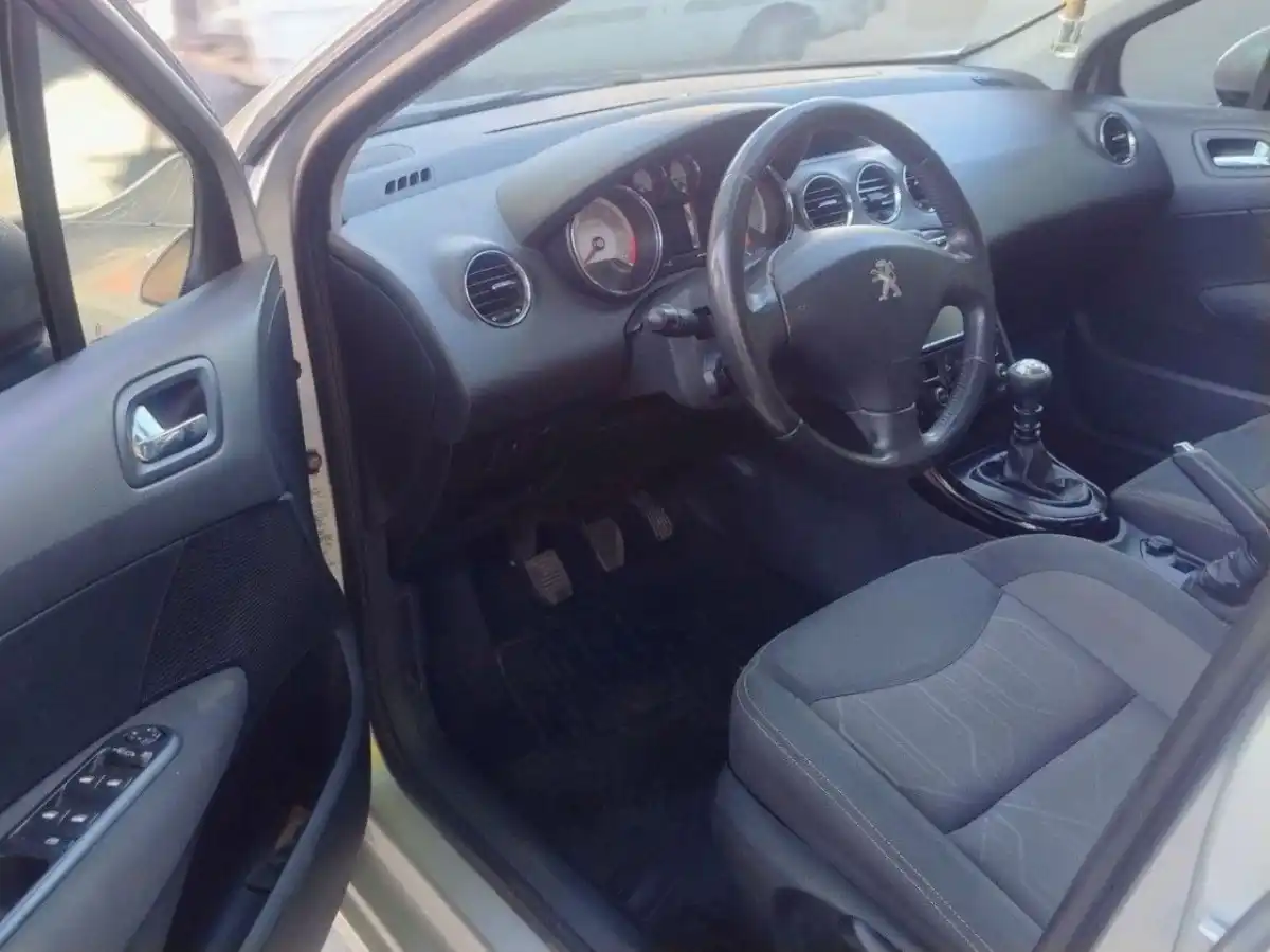 Peugeot 308  2017 - foto 4