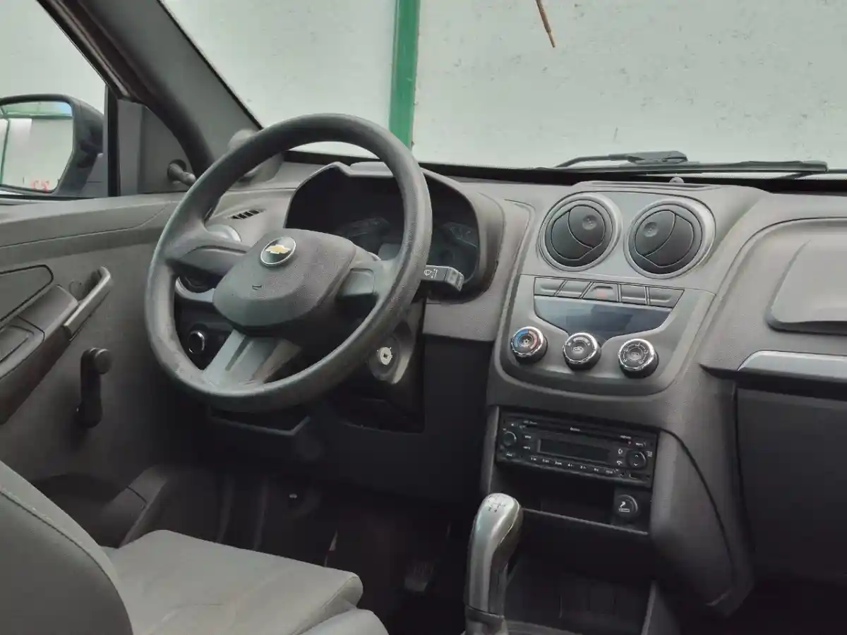 Chevrolet Agile  2012 - foto 4