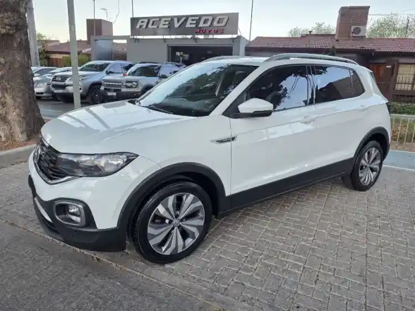 Volkswagen T-Cross  2019 - foto 1