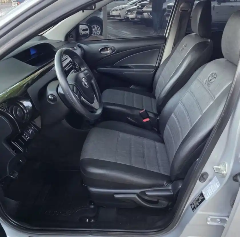 Toyota Etios  2021 - foto 4