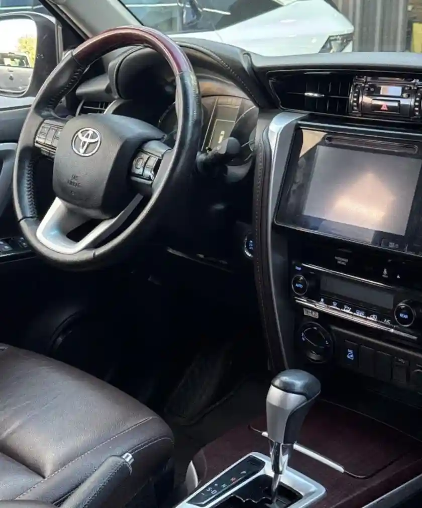 Toyota Hilux Sw4  2018 - foto 5