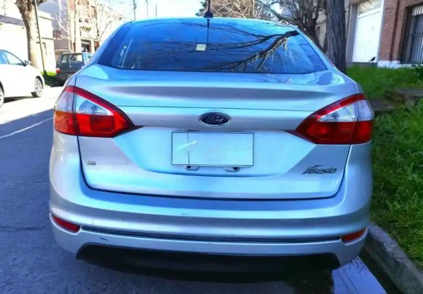 Ford Fiesta Kd  2014 - foto 5