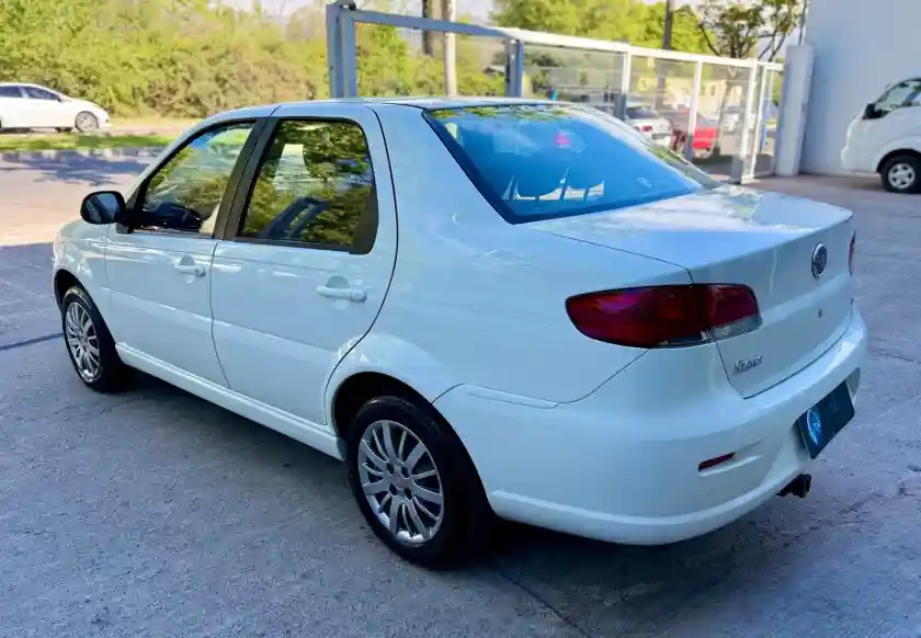 Fiat Siena  2014 - foto 4