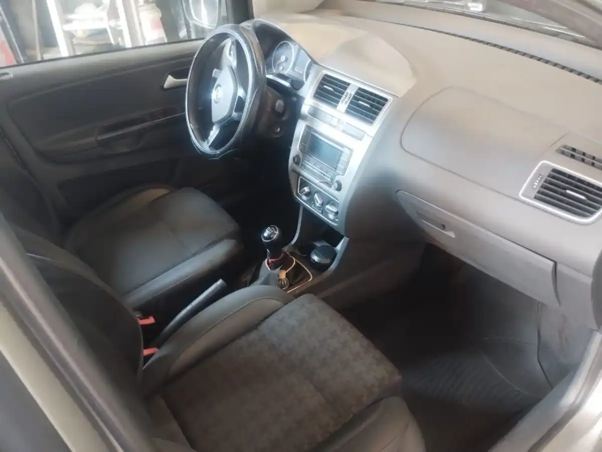 Volkswagen Suran  2016 - foto 4