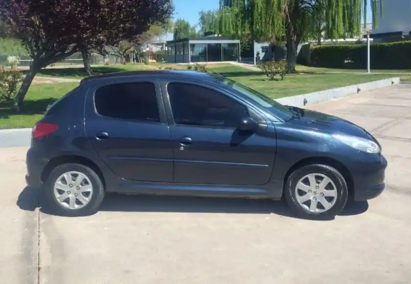Peugeot 207  2014 - foto 3