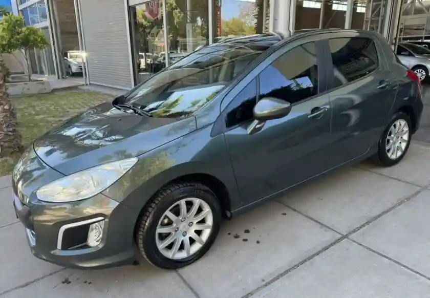 Peugeot 308  2012 - foto 1