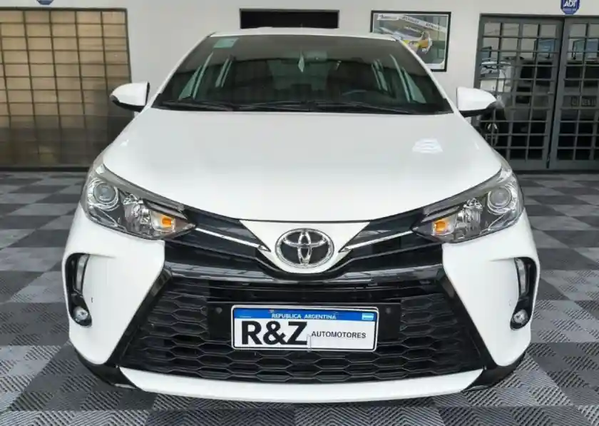 Toyota Yaris  2025 - foto 1