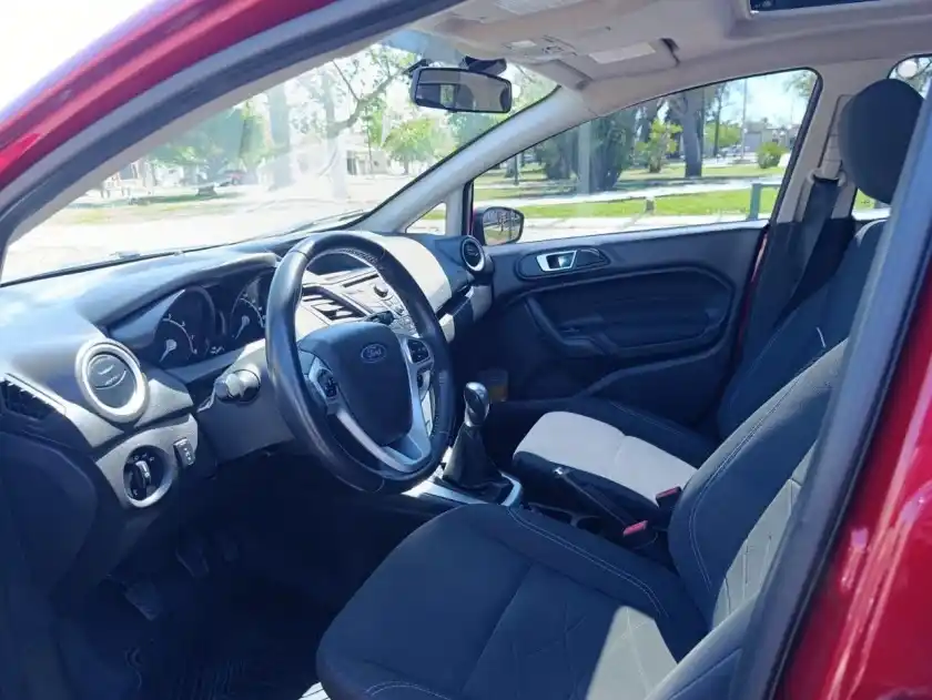 Ford Fiesta Kd  2013 - foto 5