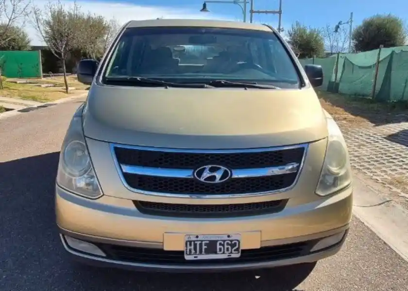 Hyundai H1  2009 - foto 1