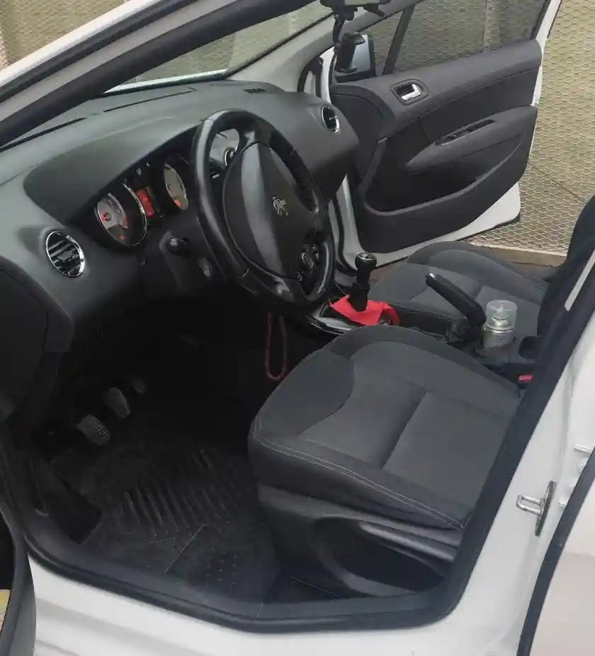 Peugeot 308  2017 - foto 5