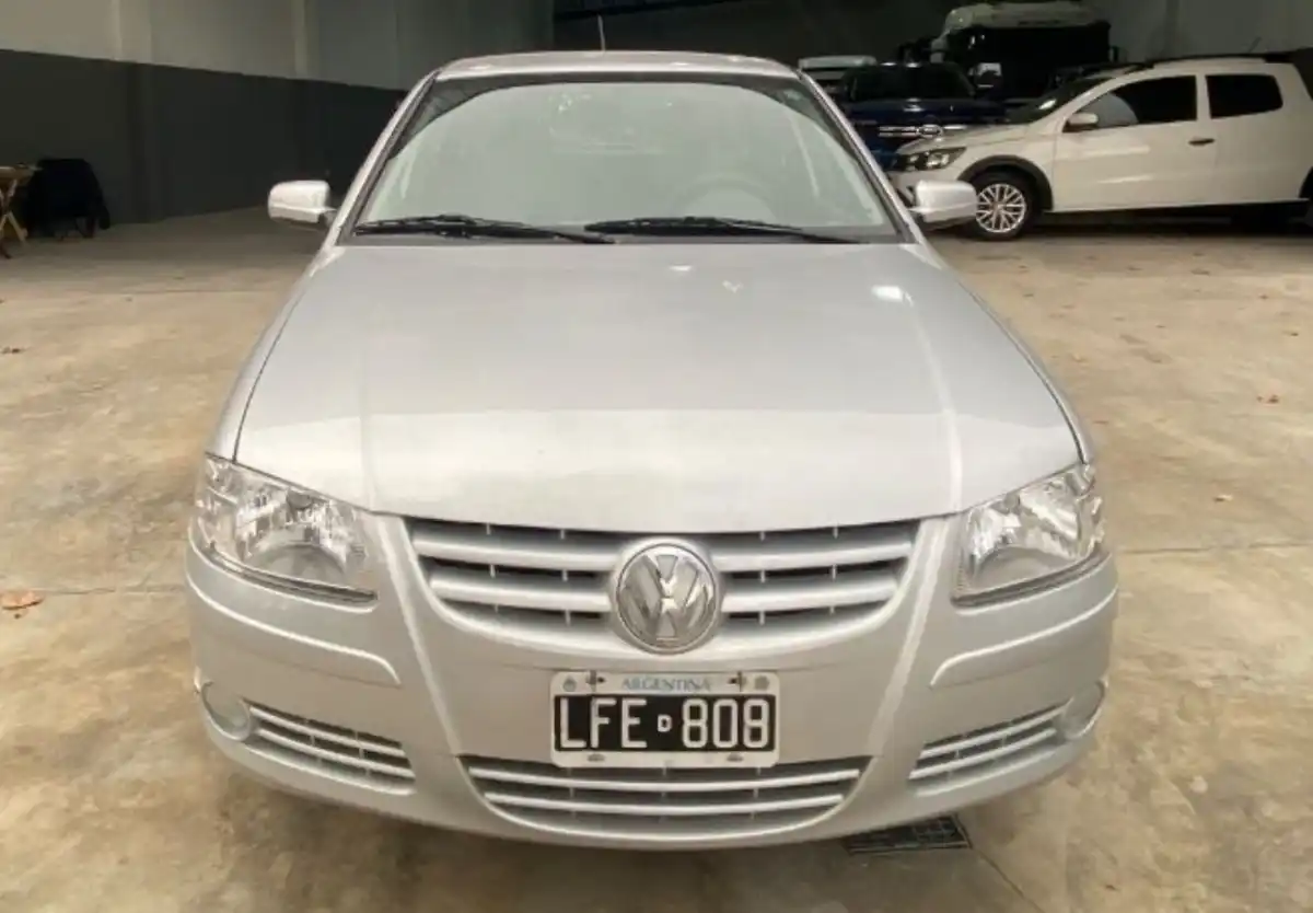 Volkswagen Gol  2012 - foto 1