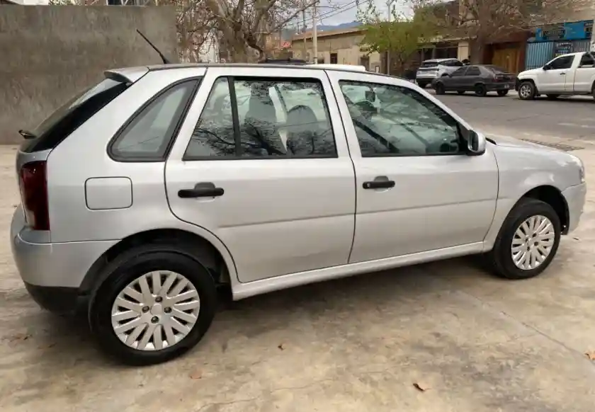 Volkswagen Gol  2012 - foto 2