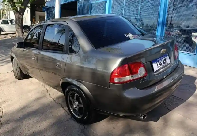 Chevrolet Classic  2015 - foto 4