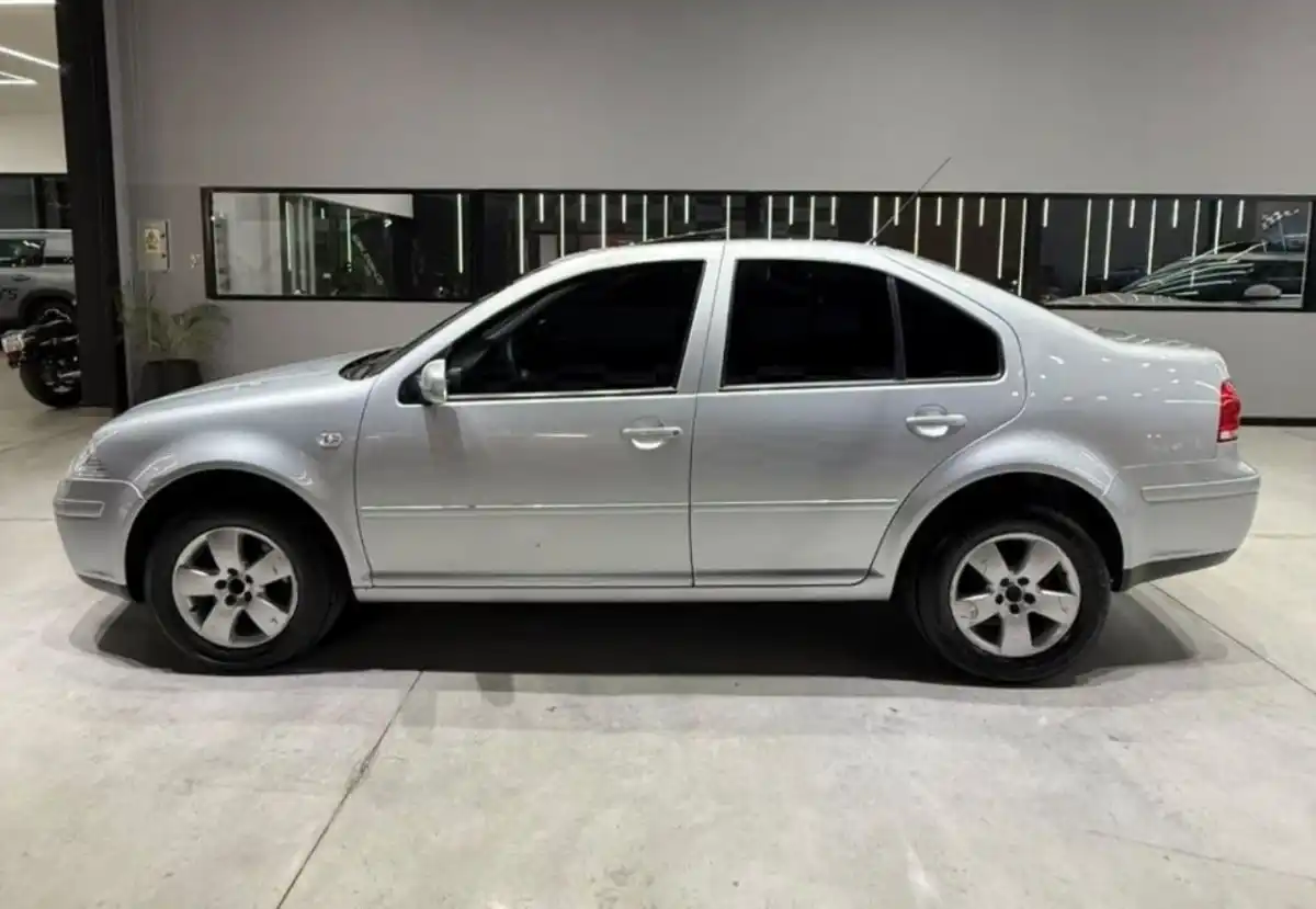 Volkswagen Bora  2013 - foto 2