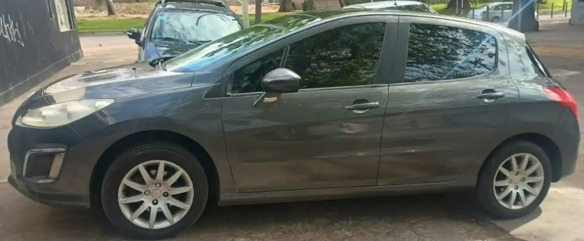 Peugeot 308  2012 - foto 2