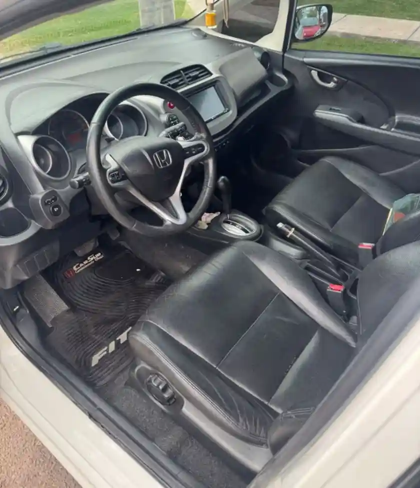 Honda Fit  2013 - foto 3