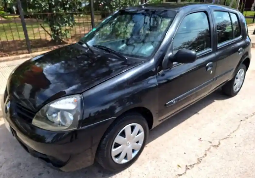 Renault Clio  2012 - foto 1