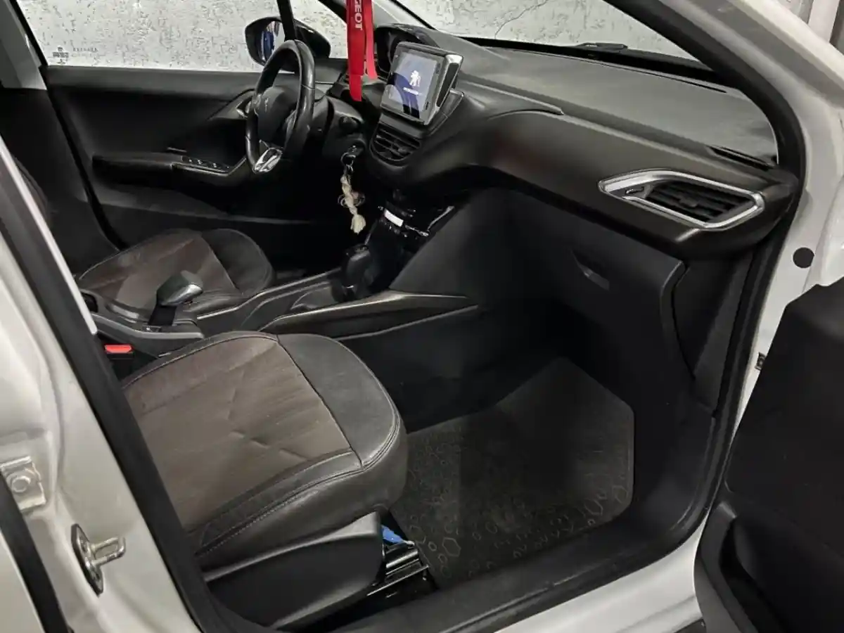 Peugeot 2008  2019 - foto 5