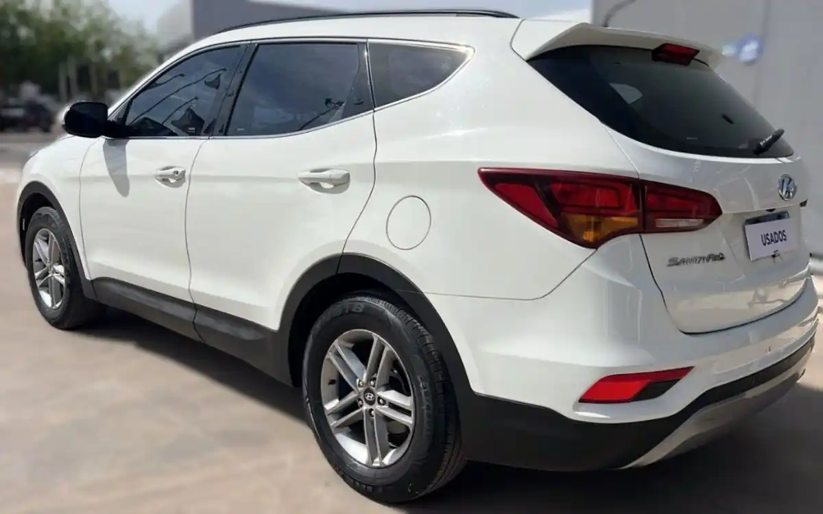 Hyundai Santa Fe  2016 - foto 4