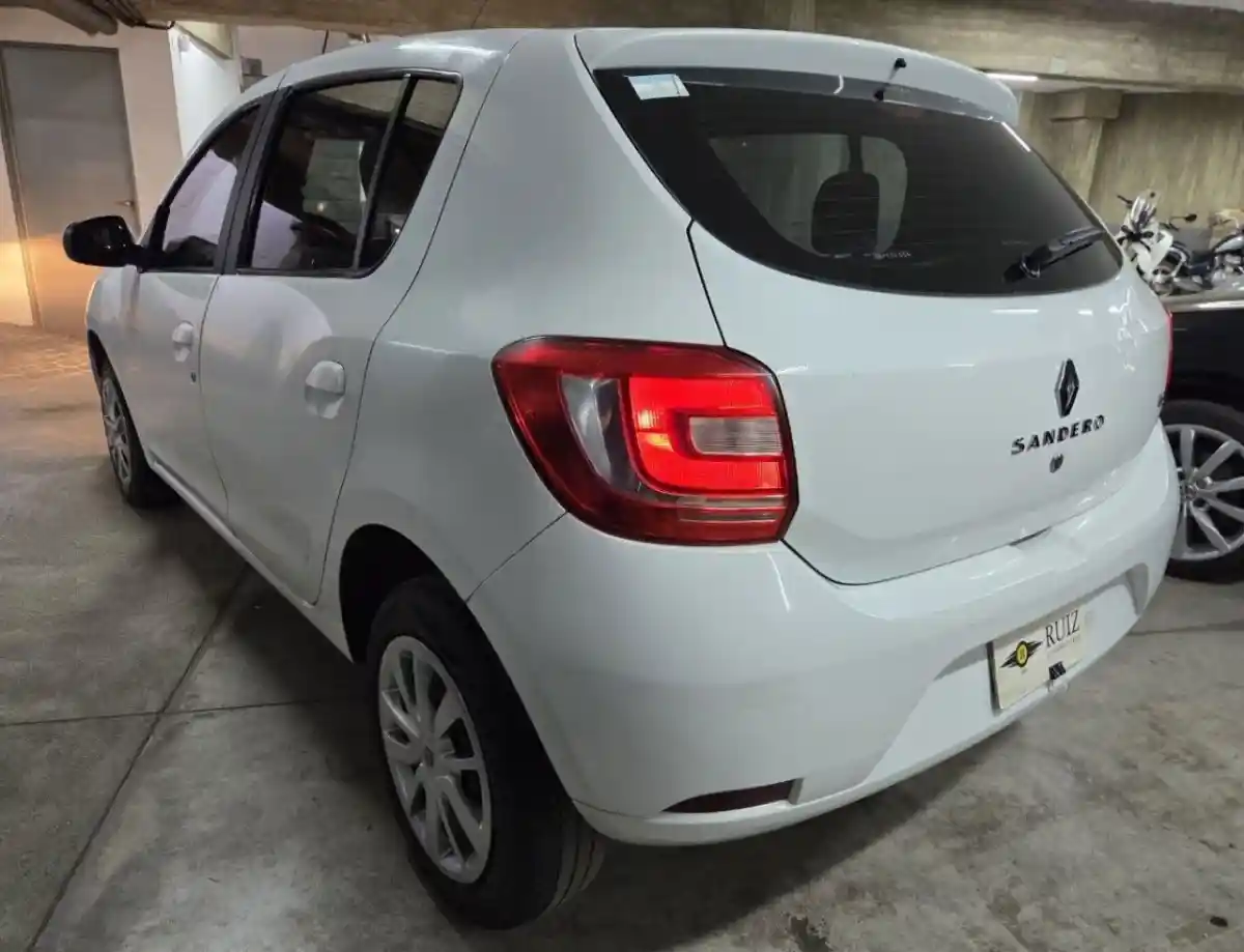 Renault Sandero  2016 - foto 3