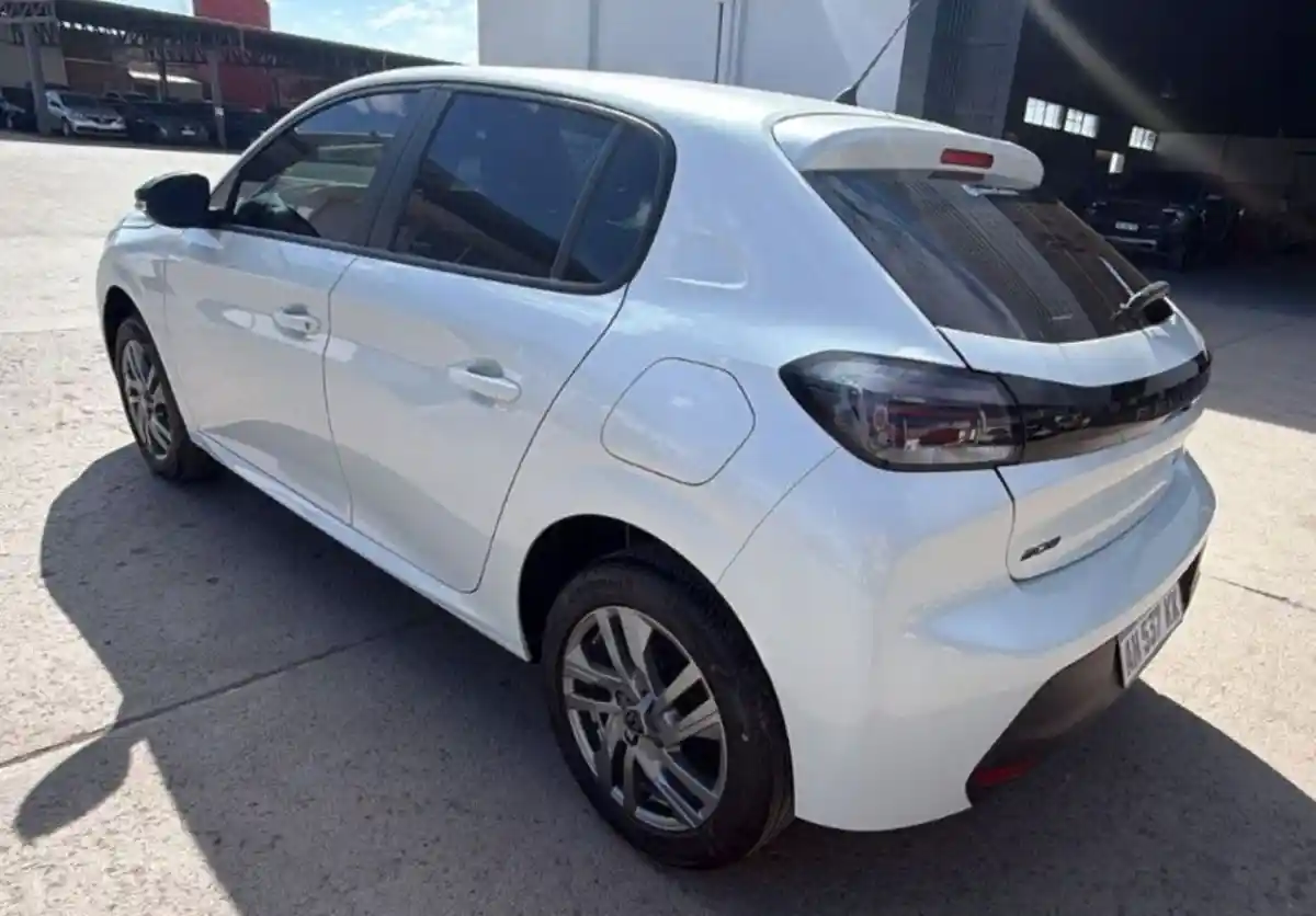 Peugeot 208  2025 - foto 5