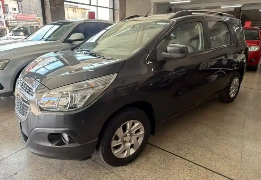 Chevrolet Spin  2016 - foto 1
