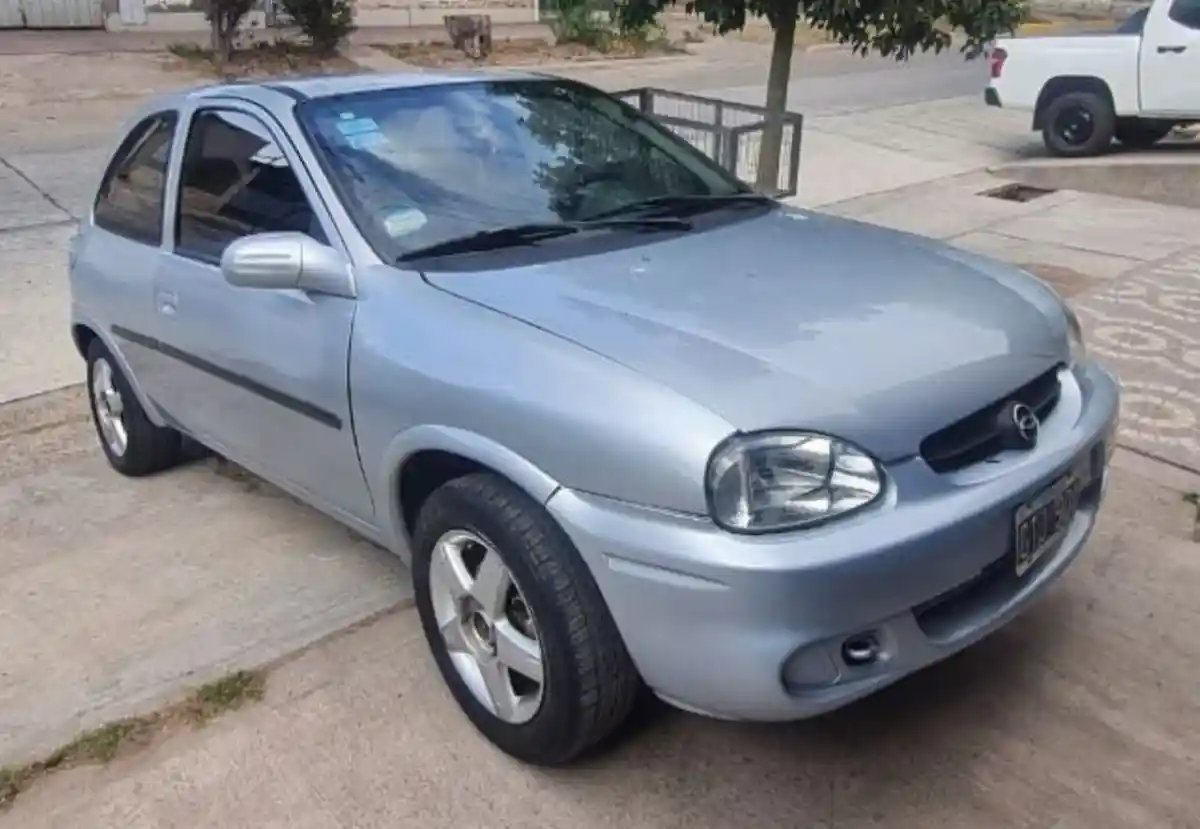 Chevrolet Corsa  2008 - foto 1