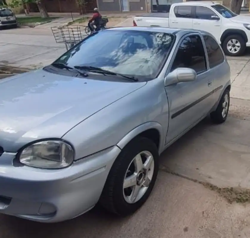 Chevrolet Corsa  2008 - foto 2