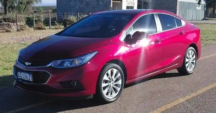 Chevrolet Cruze  2018 - foto 2