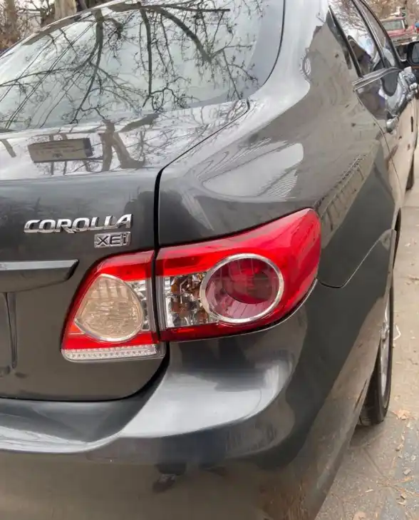 Toyota Corolla  2012 - foto 3