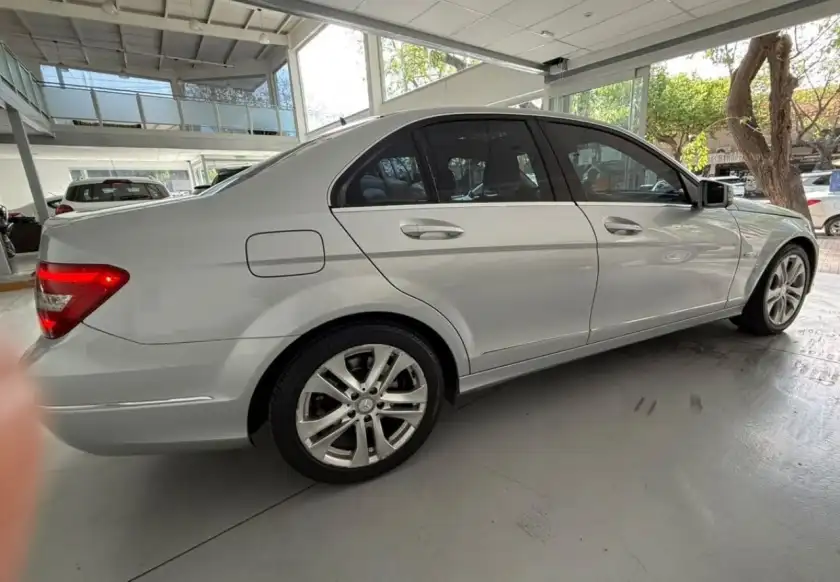 Mercedes-Benz Clase C  2012 - foto 3