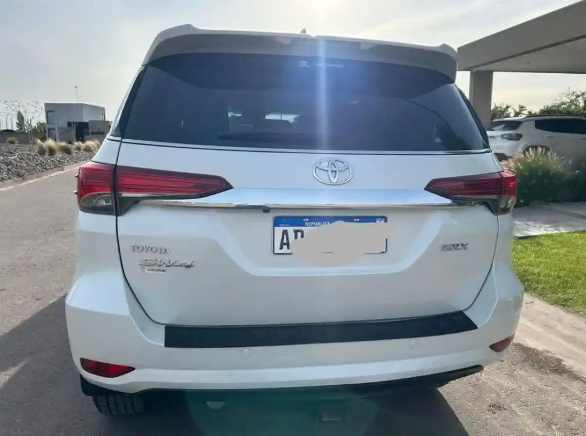 Toyota Hilux Sw4  2018 - foto 4