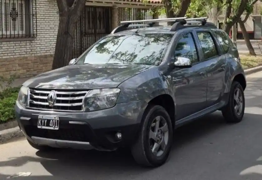 Renault Duster  2012 - foto 1