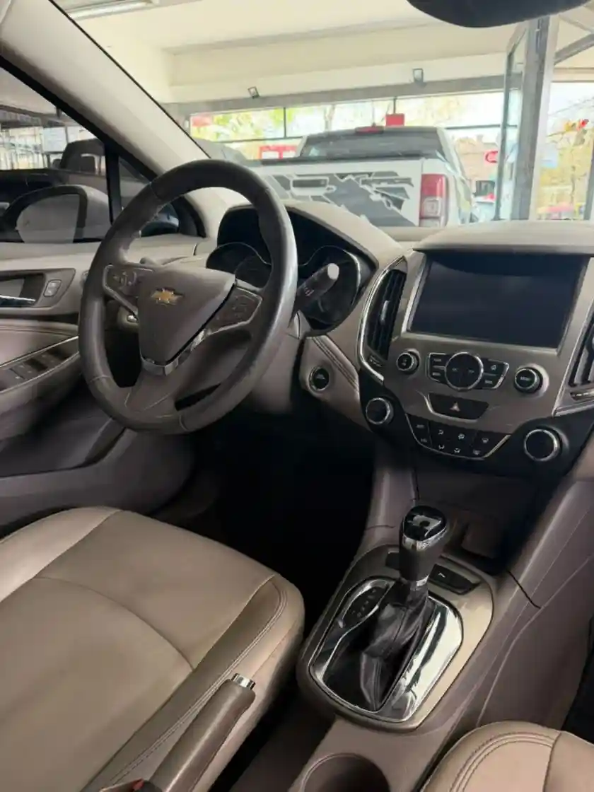 Chevrolet Cruze  2018 - foto 4