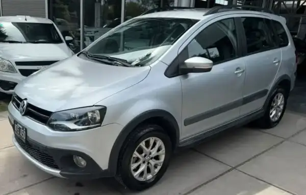 Volkswagen Suran  2014 - foto 1