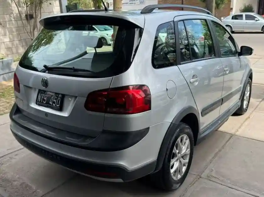 Volkswagen Suran  2014 - foto 5