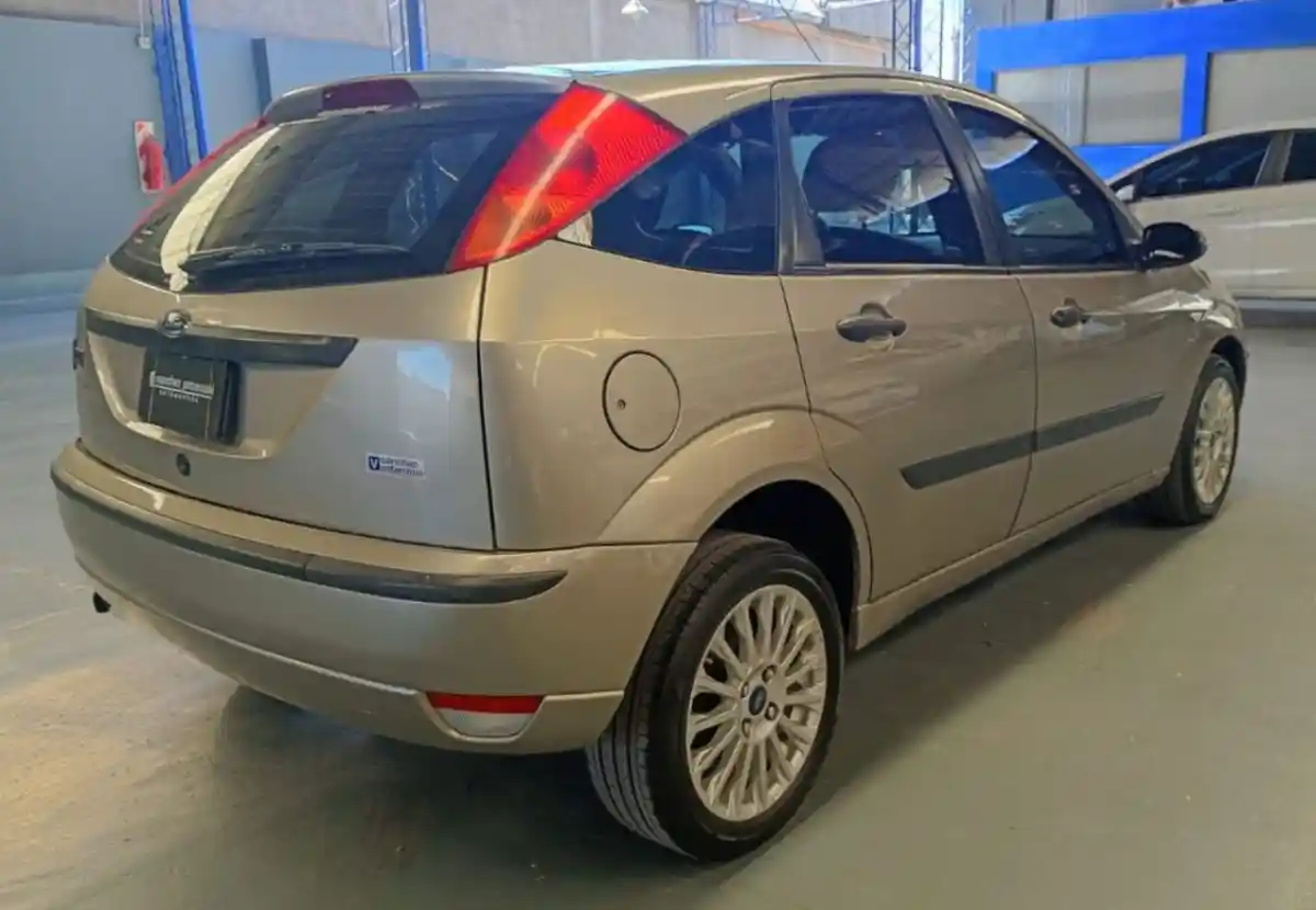 Ford Focus  2008 - foto 5