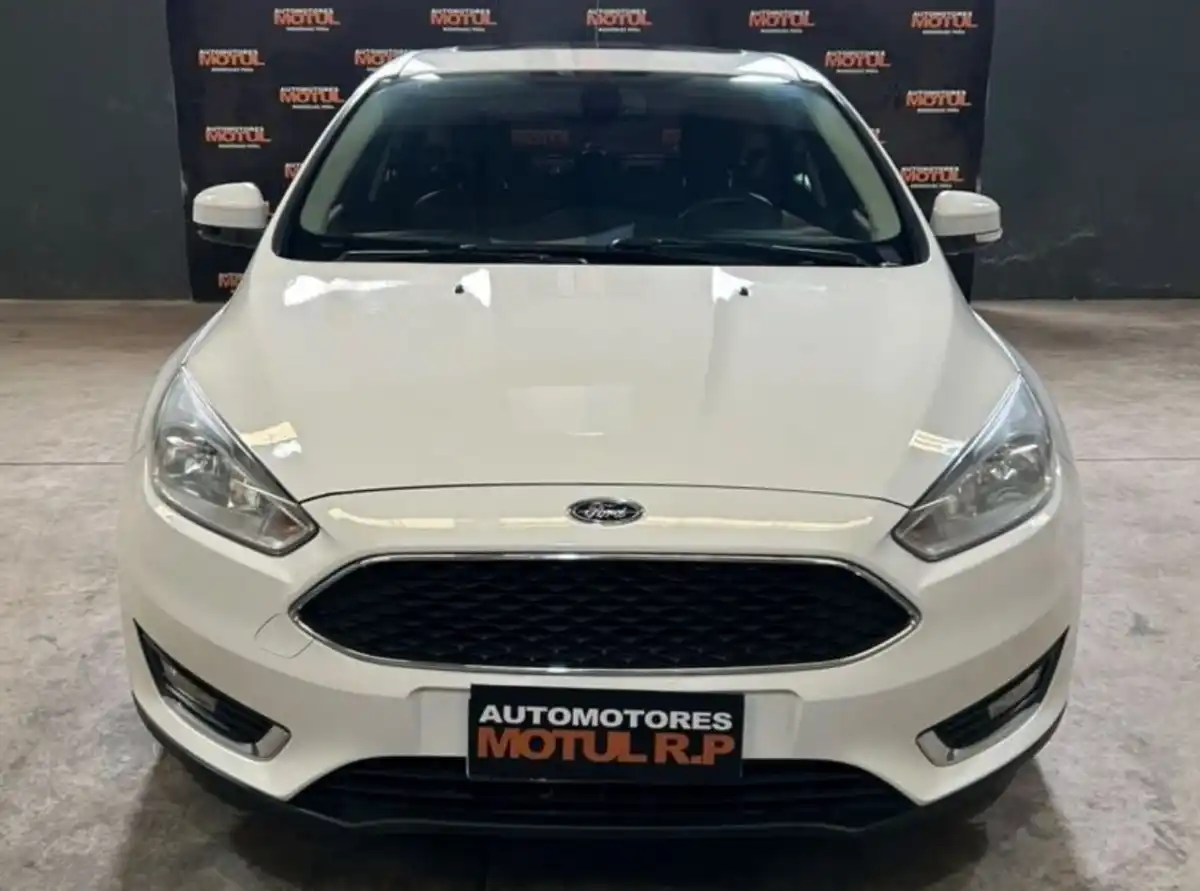 Ford Focus  2016 - foto 2