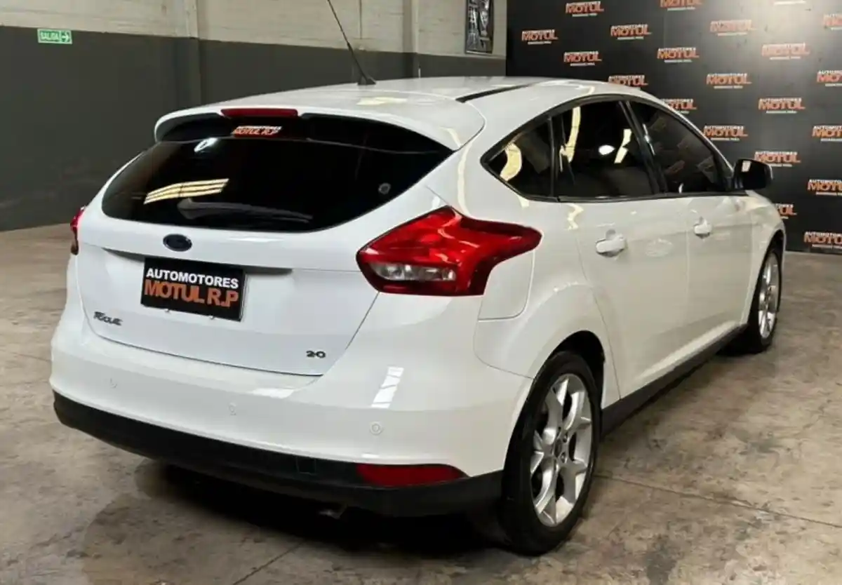 Ford Focus  2016 - foto 4