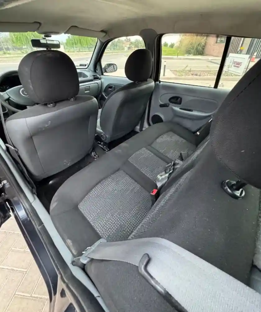 Renault Clio  2012 - foto 4