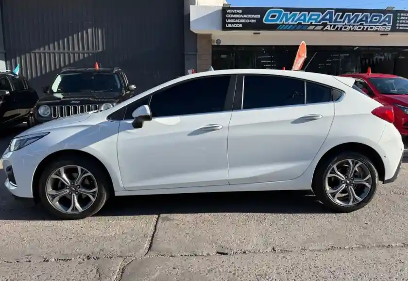 Chevrolet Cruze  2023 - foto 2