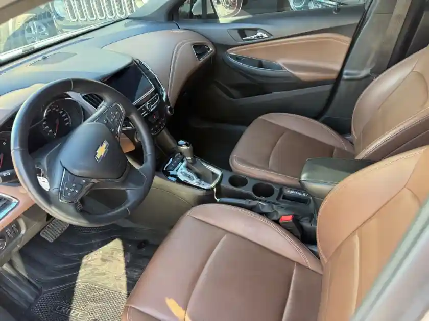 Chevrolet Cruze  2023 - foto 4