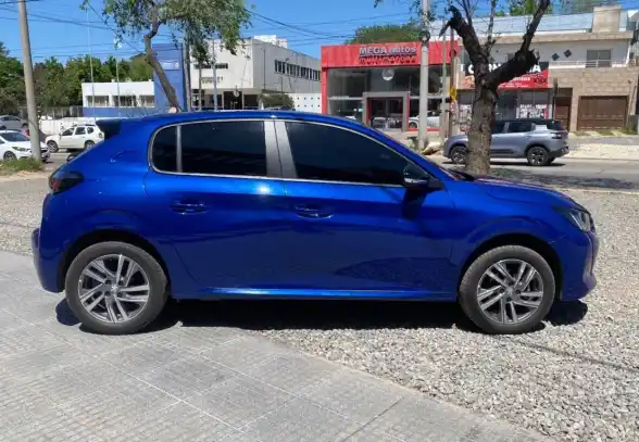 Peugeot 208  2024 - foto 3