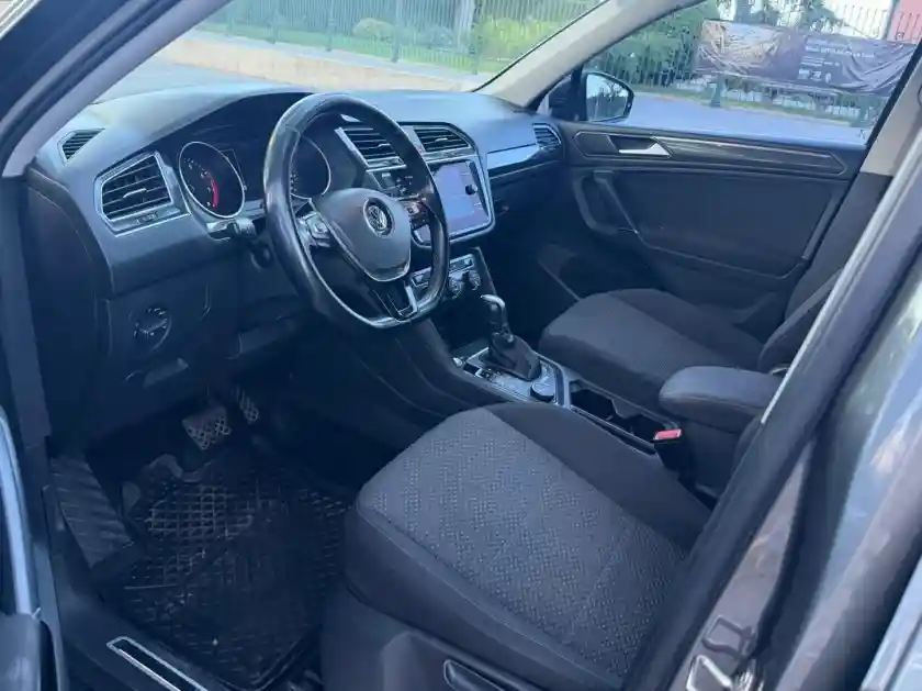 Volkswagen Tiguan  2018 - foto 4